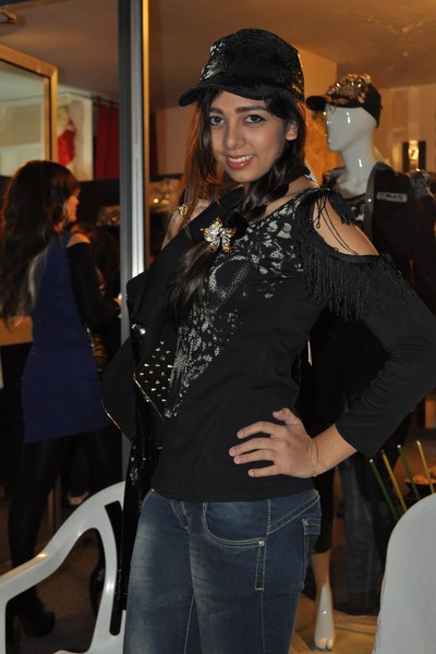 S ladies boutique Opening